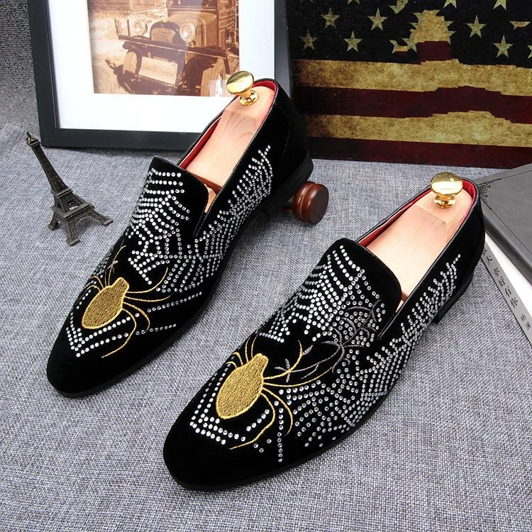 Le Custom Dentelle Cuir Unique Homme Glissent Velours 2018 De Chaude Mariage Made Chaussures Robe Broderie Bateaux Sur Drving Pour Appartements CrCgpx