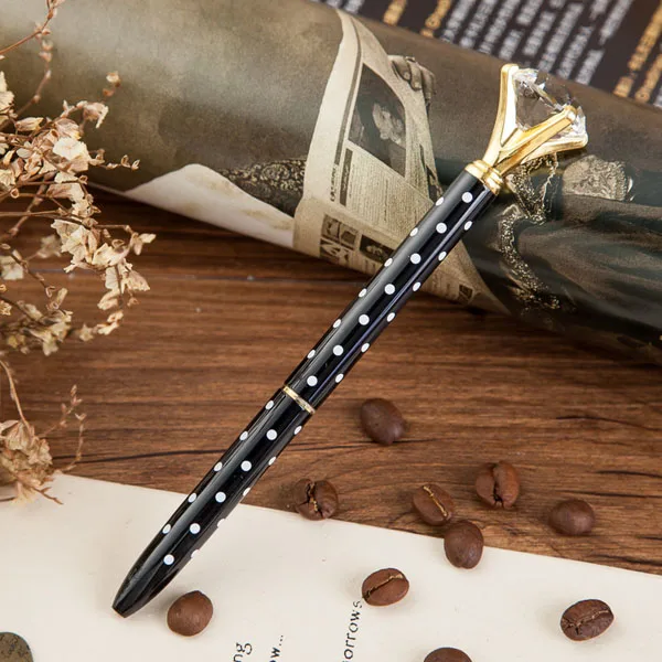 Kawaii-Crystal-Ballpoint-Pen-Fashion-Girl-19-Carat-Large-Diamond-Metal-Pen-Material-Escolar-Bolis-Escolares.jpg_640x640 (9)
