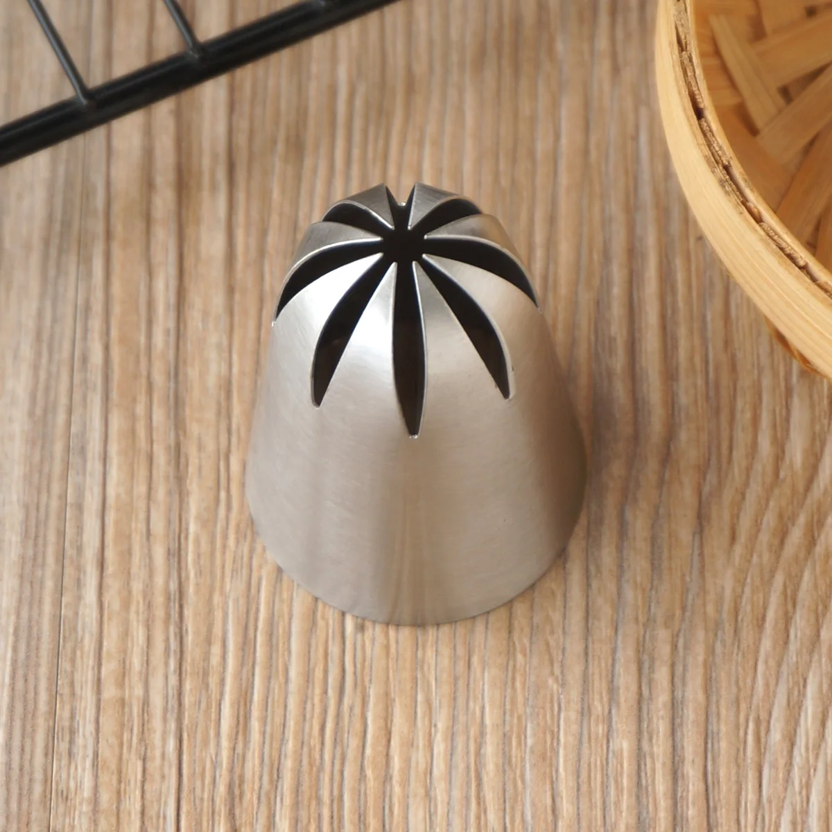 

#902 Large Size Piping Nozzle Close Star Cream Icing Tips Cake Fondant Decorating Tool Cupcake Decoration Stainless Steel