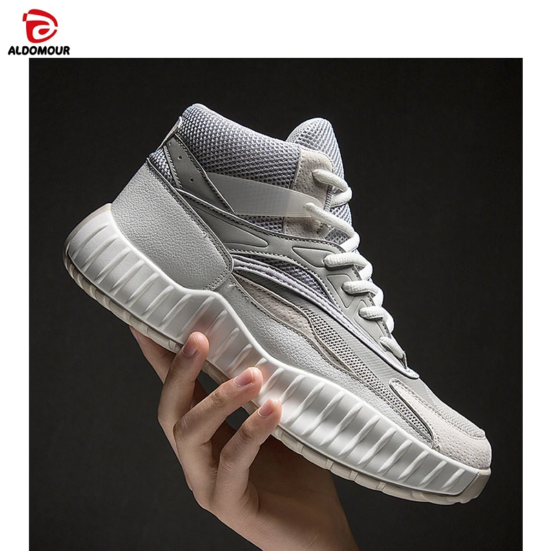 

ALDOMOUR 2018 New Basketball Shoes Men Fashaion Sneakers Soft Shoe Pliable Soft And Comfortable Bending At Will 39-44 Zd