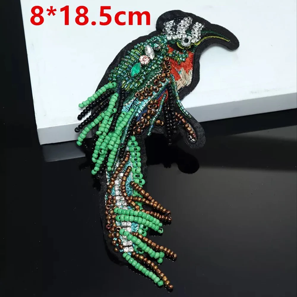 

1Pcs Sequins embroidery 3D bead parrot patch birds animal decorative patch large heavy order bead applique B126