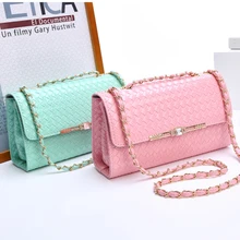 2016 new winter female Korean fashion tide chain shoulder Mini interval woven interior diagonal square bag free shipping