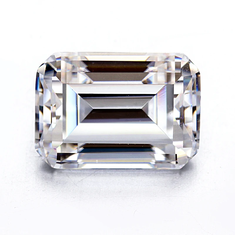 

Clear White Octagon Emerald Cut 9x11mm EF Color Moissanites Stone For Jewelry Rings.