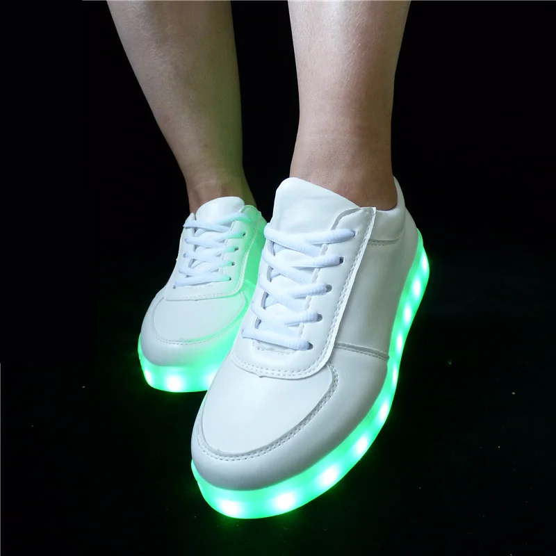 nike femme lumineuse nike femme lumineuse