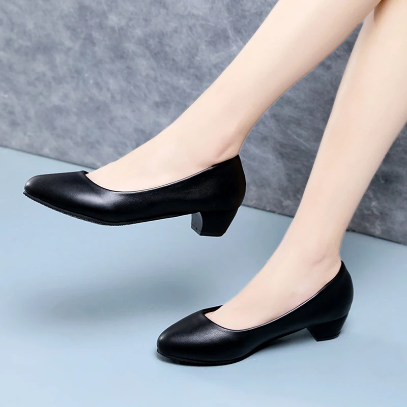

Plus Size 35-41 Women Low Heels Shoes Black Slip on Shoes Basic Pumps Woman Boat Shoes Leather Dress Shoes zapatos mujer 6155