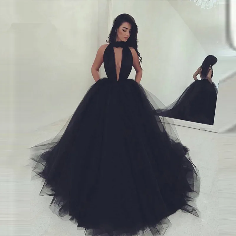 

Black Muslim Evening Dresses 2019 Ball Gown Halter Tulle Open Back Sexy Islamic Dubai Saudi Arabic Long Formal Evening Gown