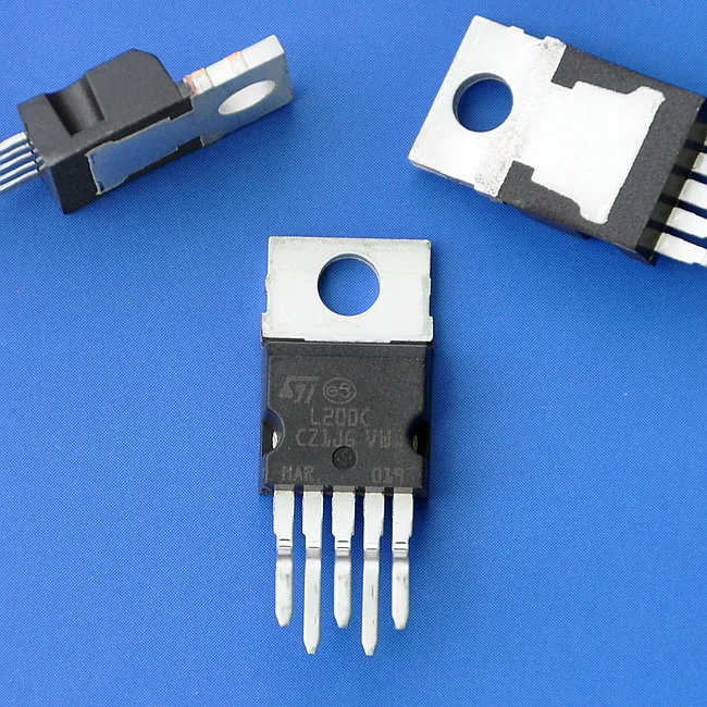 Adjustable Voltage & Current Regulator IC L200C, L200.in Integrated