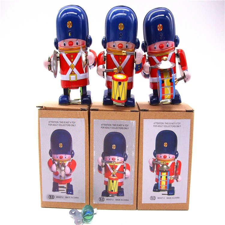 Ретро заводные оловянные игрушки Классический Заводной Олово Военная группа набор из трех редкие коллекции