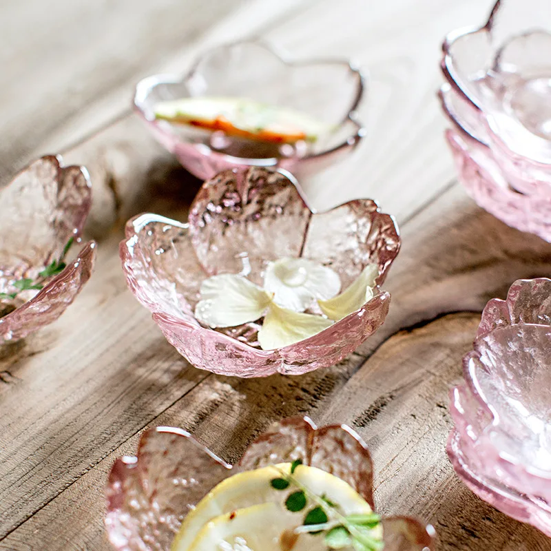 

Creative Japanese cherry small dish pink glass tableware seasoning dish dip sauce dish