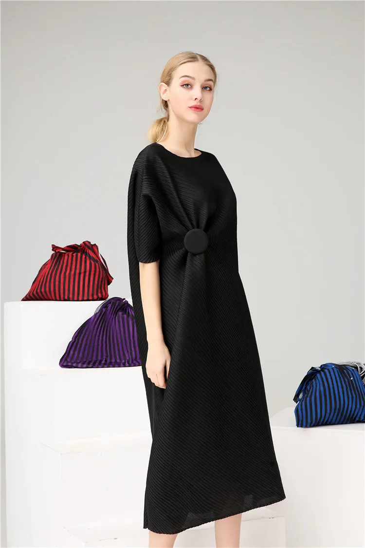 LANMREM Новая модная женская одежда три дома круглый вырез короткий рукав асимметричное Плиссированное длинное платье WG53304 - Цвет: black