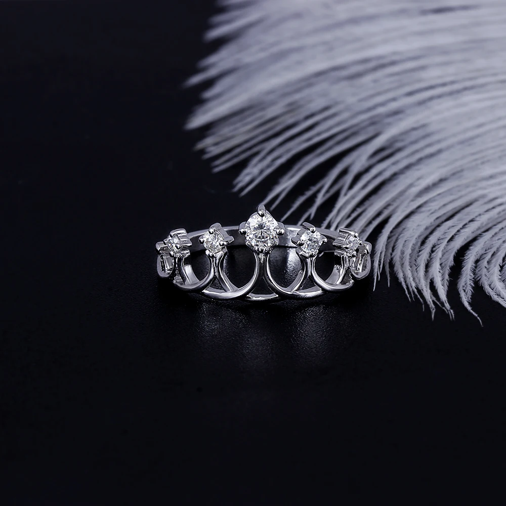 crown moissanite ring (3)