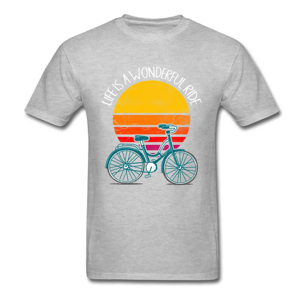 Europe Cool Labor Day 100% Cotton Round Collar Men Tops Shirts Party Tshirts Fashion Short Sleeve T-shirts Top Quality LIFE IS A WONDERFUL RIDE   cool vintage design bicycle shirt grey