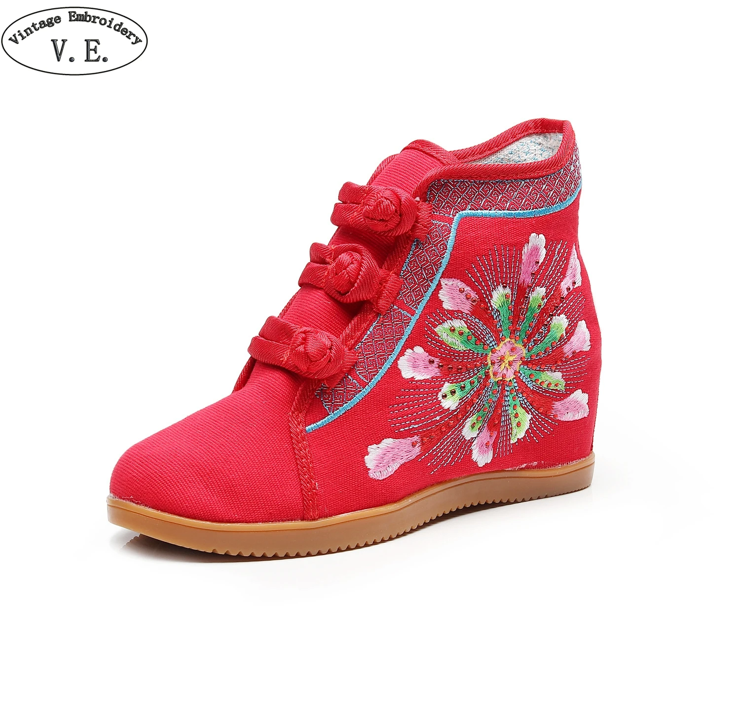 

Vintage Embroidery Women Ethnic Pumps Flower Embroidered Wedges Shoes For Woman Ladies Retro National High Heel Shoes Zapatos