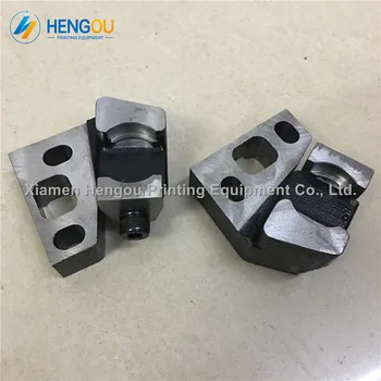 

1 Pair M2.010.209F/01 M2.010.210F/01 Printing Machine SM74 Supportor Dampening Support