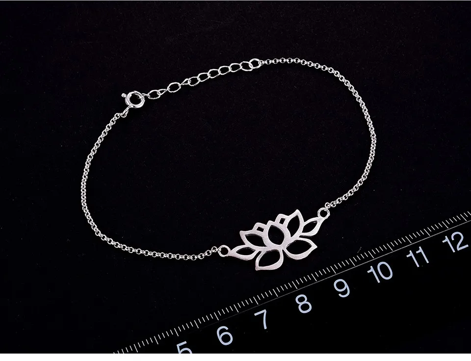 LFJG0009-Hollow-out-Lotus-Flower-Bracelet_08
