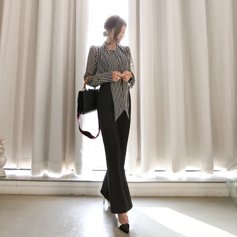 

Wear to Work 2 Pieces Set O-neck Lantern Sleeve Striped Blouse & Full Flare Pant Female Elegant Suits Fashion Women Set 2018