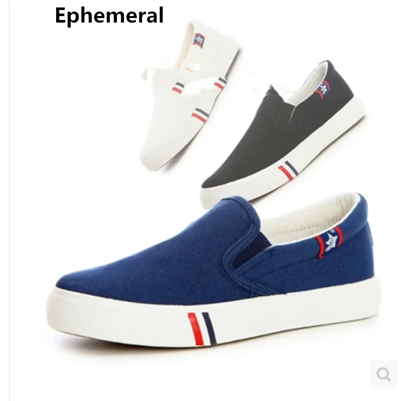 

2018 New styles Fashion Canvas Shoes Men Plus Size Loafers Breathable 35-48 47 Black White Blue Round Toe Slip-Ons Thick Bottom
