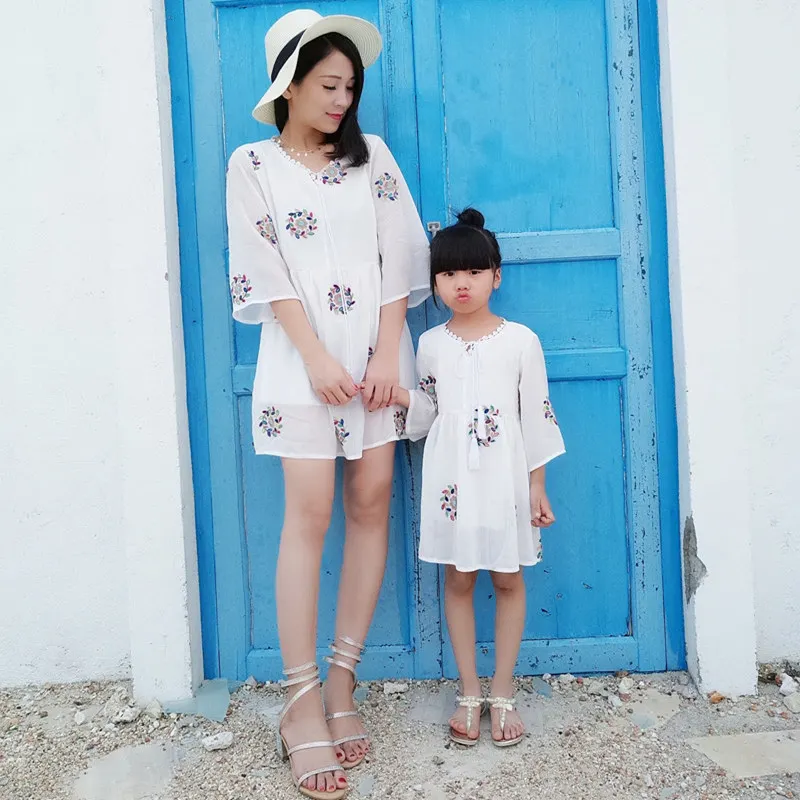 

2019 Mom and Daughter Dress Girls Summer Dress Women Vintage Dress Vestidos Family Look Matching Mother Daughter Clothes