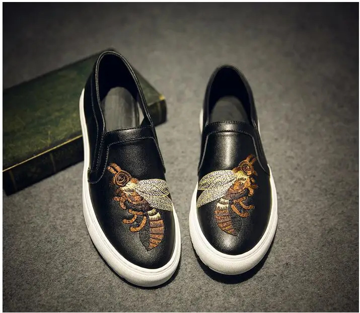 2019 г. Новая мужская брендовая Дизайнерская обувь мужские туфли-лоферы с шипами в сеточку повседневные модельные туфли на плоской