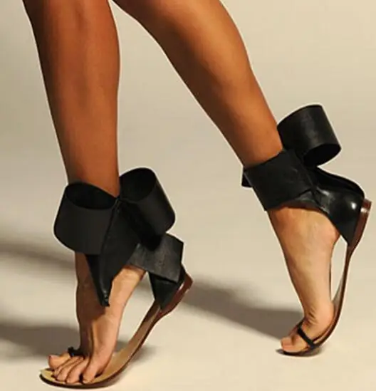 

BONJEAN Summer Sexy Thong Sandals Black Red Leather Bowknot Flat Gladiator Shoes Woman Cutouts Beach Wearing Sandal