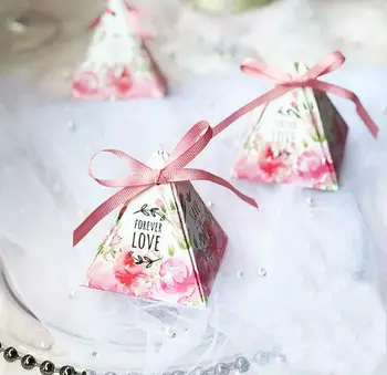 

100Pcs Pink Flower Triangular Pyramid Wedding Favors Candy Boxes Bomboniera Party Gift Box Giveaways Boxes