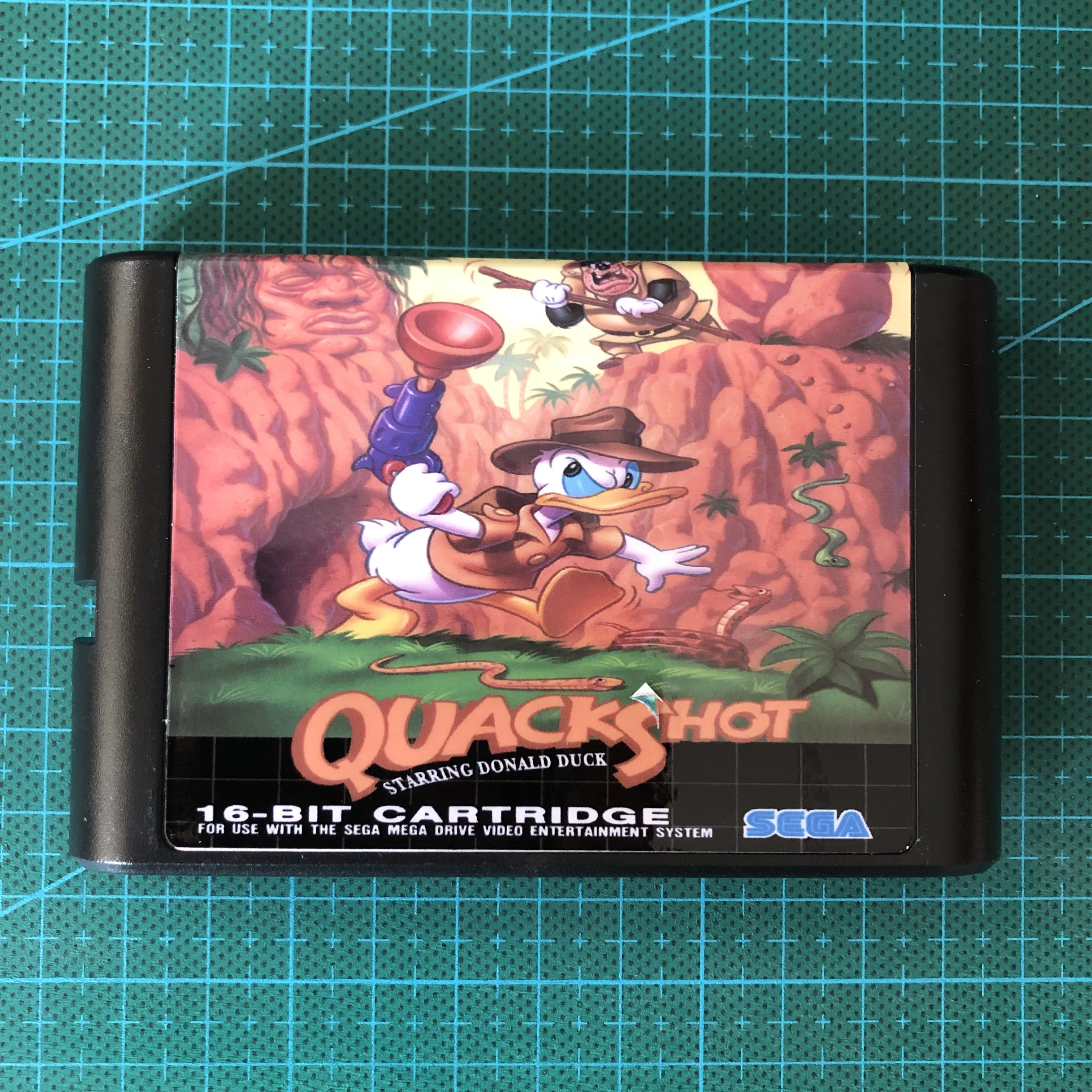 

Quack Shot for 16 bit Game Card Game Cartridge for Sega genesis Mega Drive