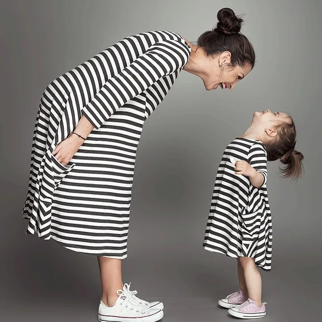 

2019 Spring Autumn New Black And White Striped Parent-child Dress Girl Long-sleeved Casual Dress Mother Baby Outwear Clothing