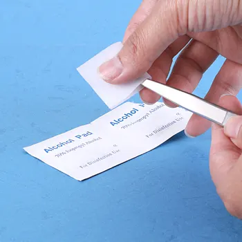 

6x3cm Portable Alcohol Swab Pads, Wipes Antiseptic Cleanser Cleaning Sterilization for Eyelash Extension Tweezers