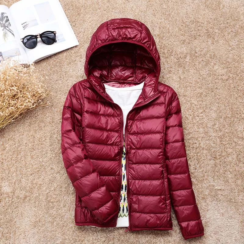 remarkable  2018 New Winter Warm Ultra Light 90% White Duck Down Jacket Women Down Coat With Bag Women Thin Hoo