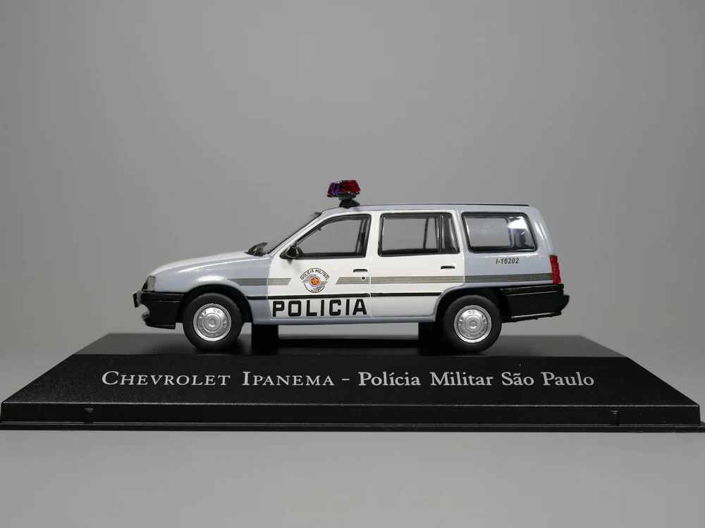 Авто ИНН-ixo 1:43 Chevrolet Ipanema Policia Militar Sao Paulo литой модельный автомобиль