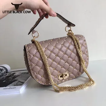 2019 New Fashion Luxury Ladies Half Moon Handbag Rivet Diamond Lattice Chains Bag Red Vintage Crossbody Bag Women Shoulder Bag 2019 New Fashion Luxury Ladies Half Moon Handbag Rivet Diamond Lattice Chains Bag Red Vintage Crossbody Bag Women Shoulder Bag