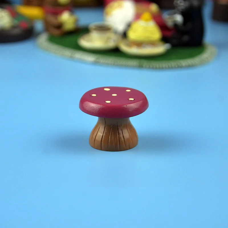 Японский каваи мультфильм талисман счастливый бязь кошка Год Вечерние Санта Клаус дерево снеговик медведь рождественские фигурки чайник конфеты игрушка - Цвет: mushroom stool