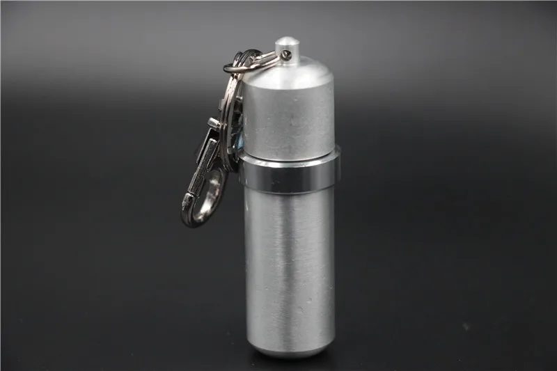 2pcs Mini portable metal kerosene oil FLUID can with key chain for