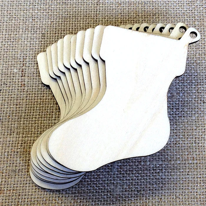 10pcs-Socks-Shape-Wooden-Christmas-Pendant-Cute-Christmas-DIY-Hangings-Merry-Christmas-Stockings-Christmas-Tree-Decoration (1)