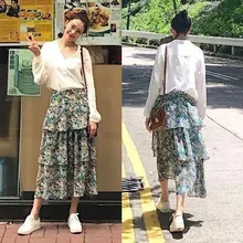 Brand fashion women’s high-end Slim long-sleeved shirt + floral fresh cake skirt sets