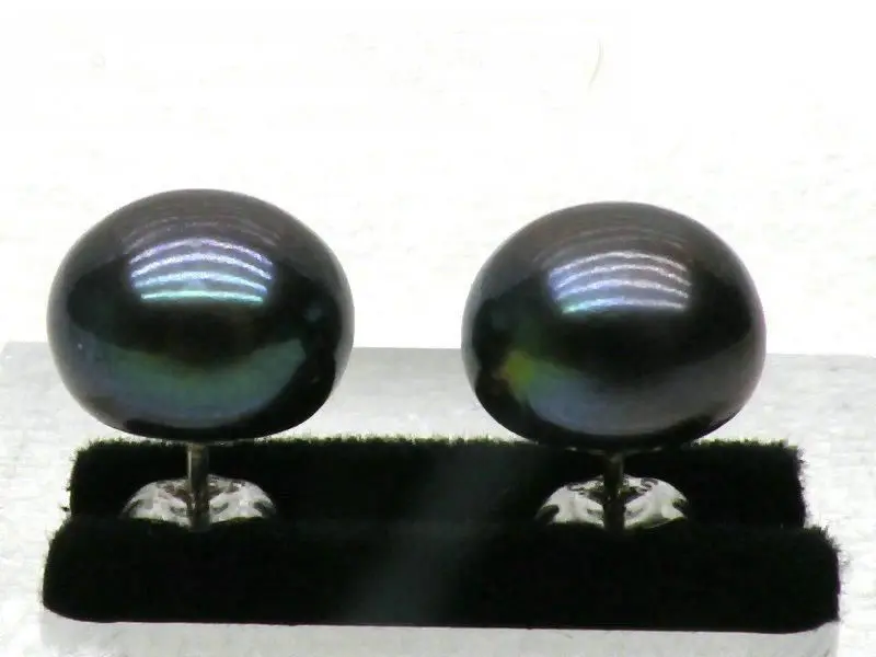 

Beautiful 12-13mm AAA black South Sea Pearl Earring