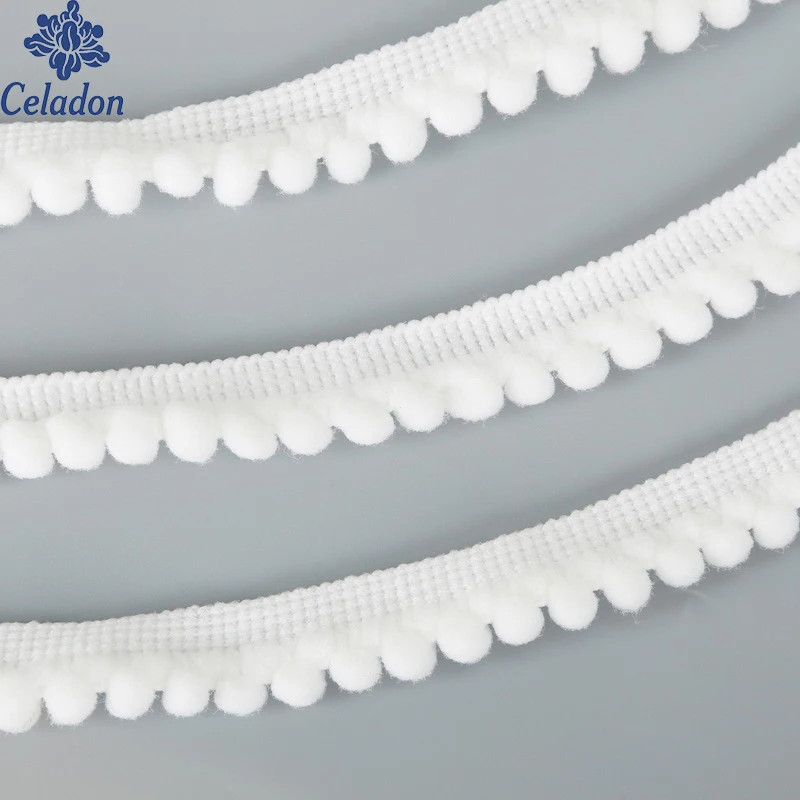 

Celadon White Color Hair Ball Lace Three Size Selectable For House Decoration Sew On Garment DIY Party Wedding Dress Wholesale