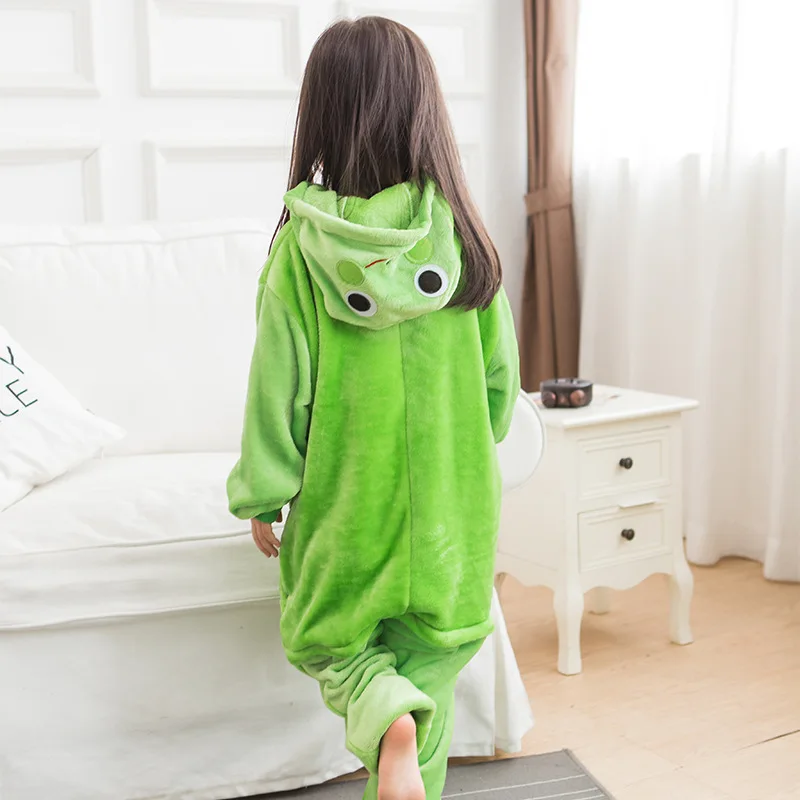 Children Winter Warm Hairy Flannel Animal Pajamas Thick Cartoon Costumes Sleepwear Kids Cosplay Onesie Cute Green Frog Pyjamas Children Winter Warm Hairy Flannel Animal Pajamas Thick Cartoon Costumes Sleepwear Kids Cosplay Onesie Cute Green Frog Pyjamas