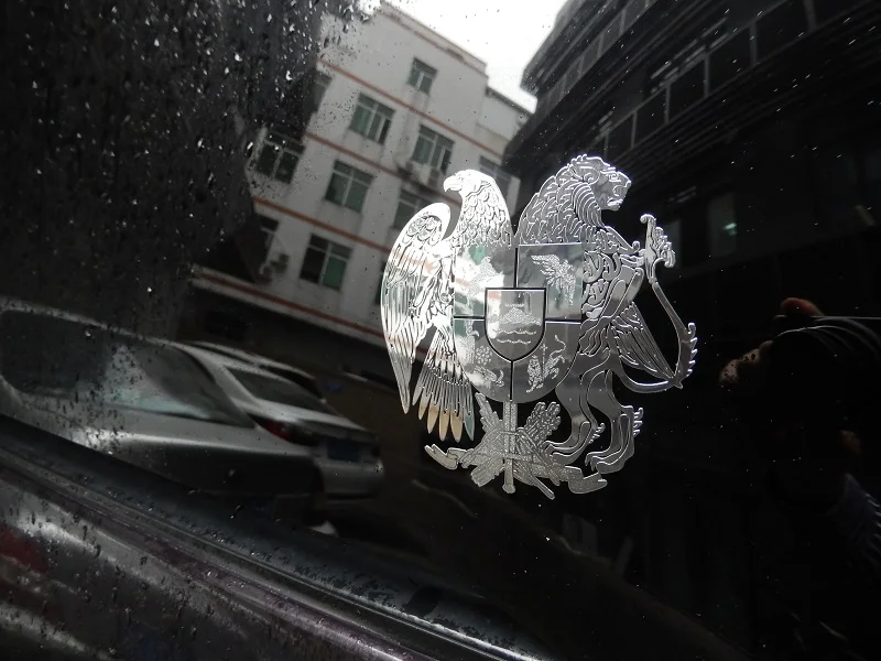 95x95 мм Металлостикер герб Армении на авто кузов машины гора Арарат армянский лев орел щит стикер на стекло автомобиля