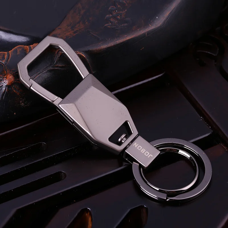 Fashion High End Keychain Men And Women Car Keychain Hang Buckle Metal Key Ringin Key Chains