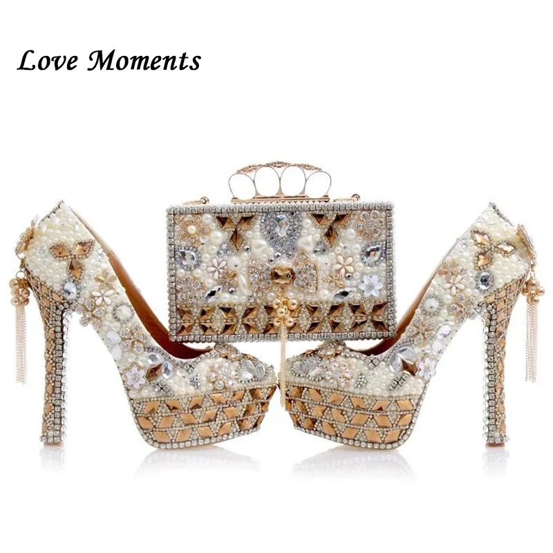 Luxury Beige Pearl Wedding shoes with matching bags 2