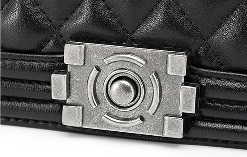 3803383438_937816778