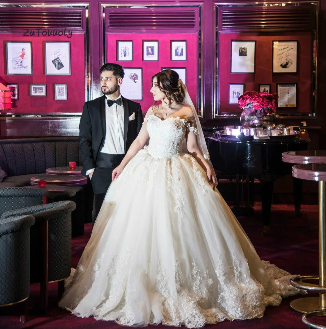 

Arabic Plus Size Wedding Dresses Off The Shoulder Church Garden Wedding Dress Beaded Appliques Lace Up Ball Gown Wedding Gowns