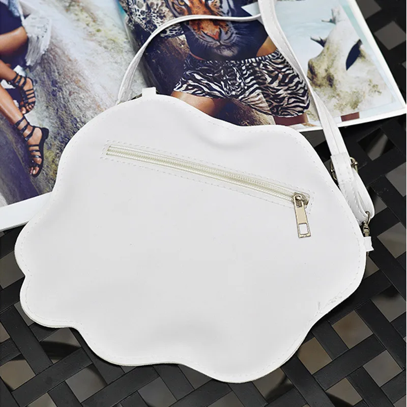 2905301988_2093736003