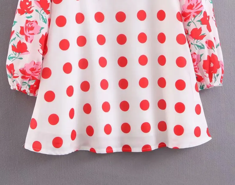 The small show off in an ostentatious manner. 65-6236 European and American fashion color matching flower dress