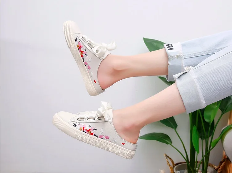 Women Casual Shoes Nice Autumn Summer Microfiber Shoes Woman Platform Fashion Embroidery Breathable Half slipper Women Sneakers 1