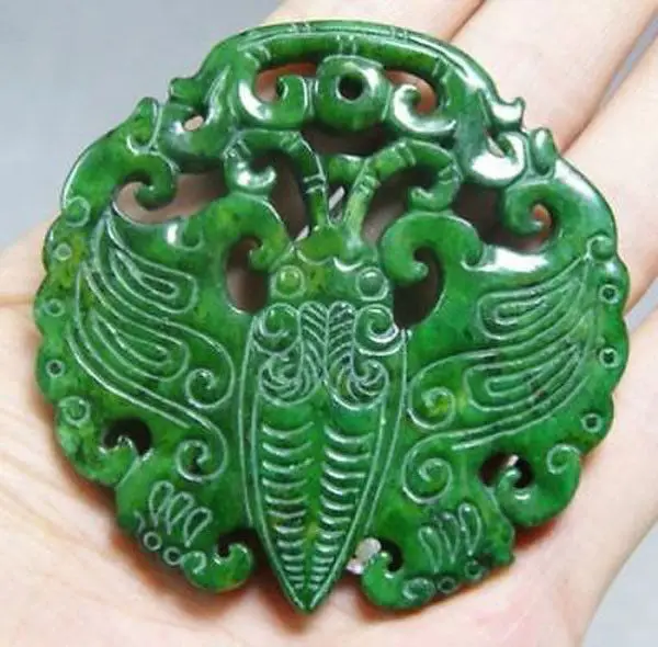 HANDWORK CARVE YELLOW JADE FISH PENDANT STATUE