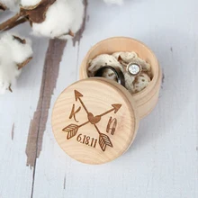 Индивидуальная деревянная коробочка для кольца-выполненные на заказ с первоначальным по вашему выбору-каллиграфии в крестьянском стиле имена и дата