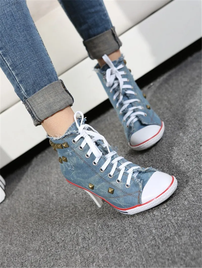 2018 Winter Women Ankle Boots New Autumn Rivet High Heel Shoes Woman Sexy Pointed Toe High Heels Big Size 40 Lace Up Boots Girls (1)