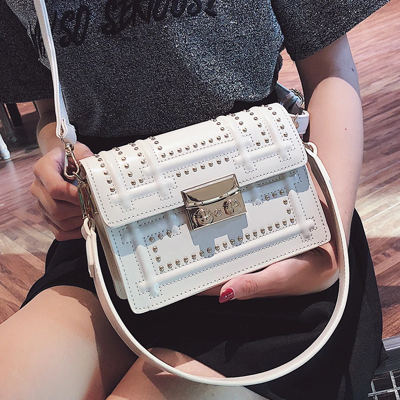 

British Fashion Female Square Bag 2018 New Women's Designer Handbag Quality Leather Women bag Rivet Tote Shoulder Crossbody bags